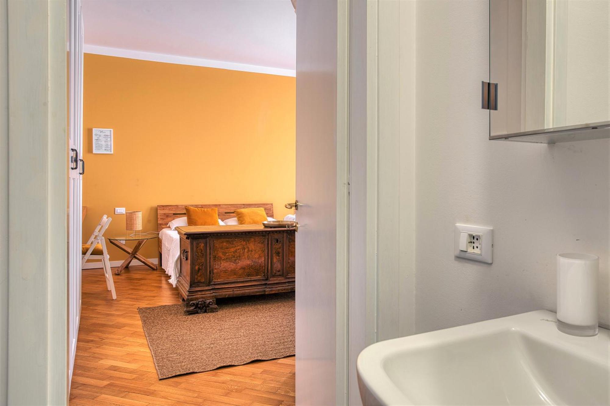 Charming Apartment In Tortona Navigli District Milaan Buitenkant foto