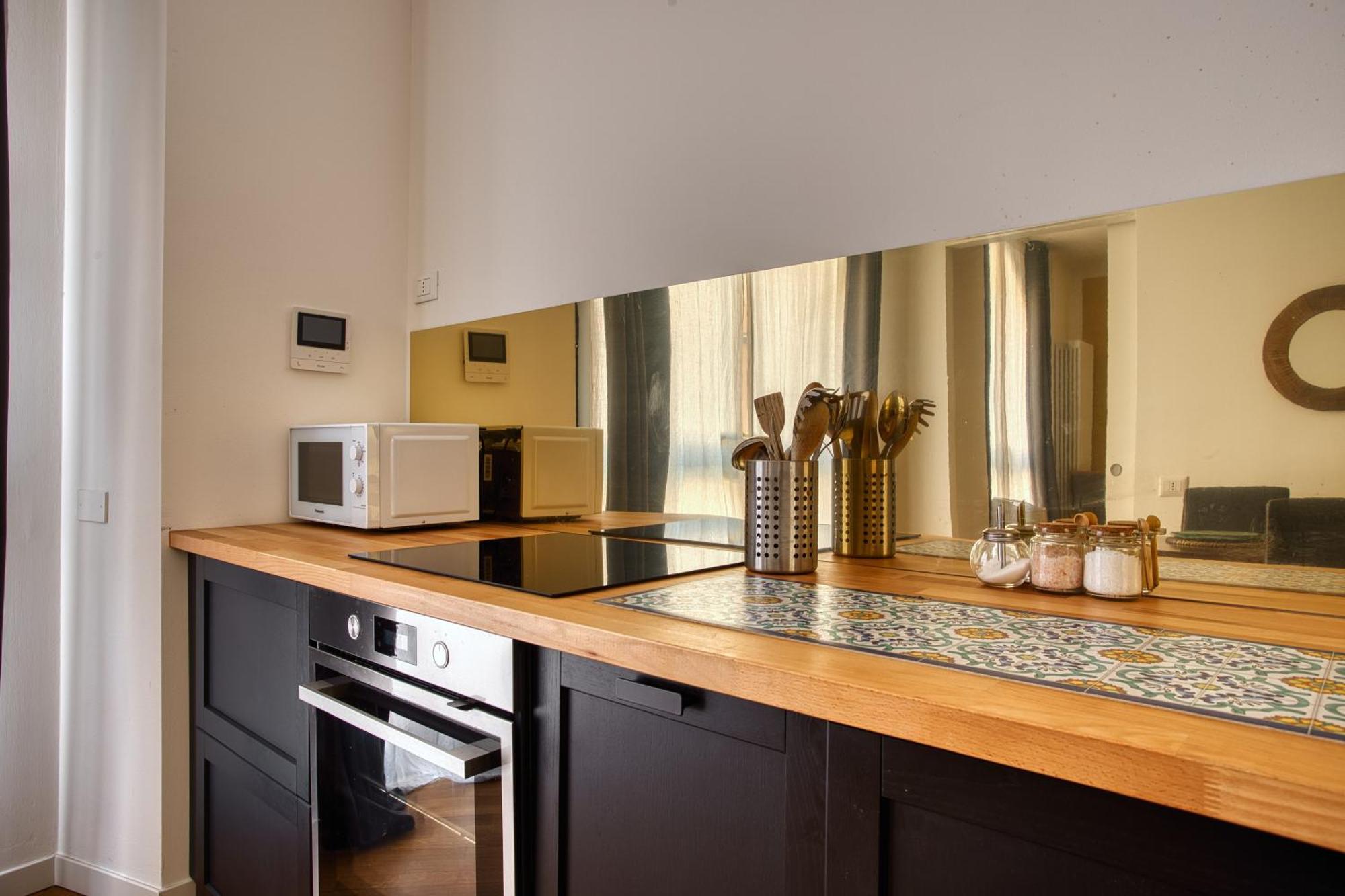 Charming Apartment In Tortona Navigli District Milaan Buitenkant foto