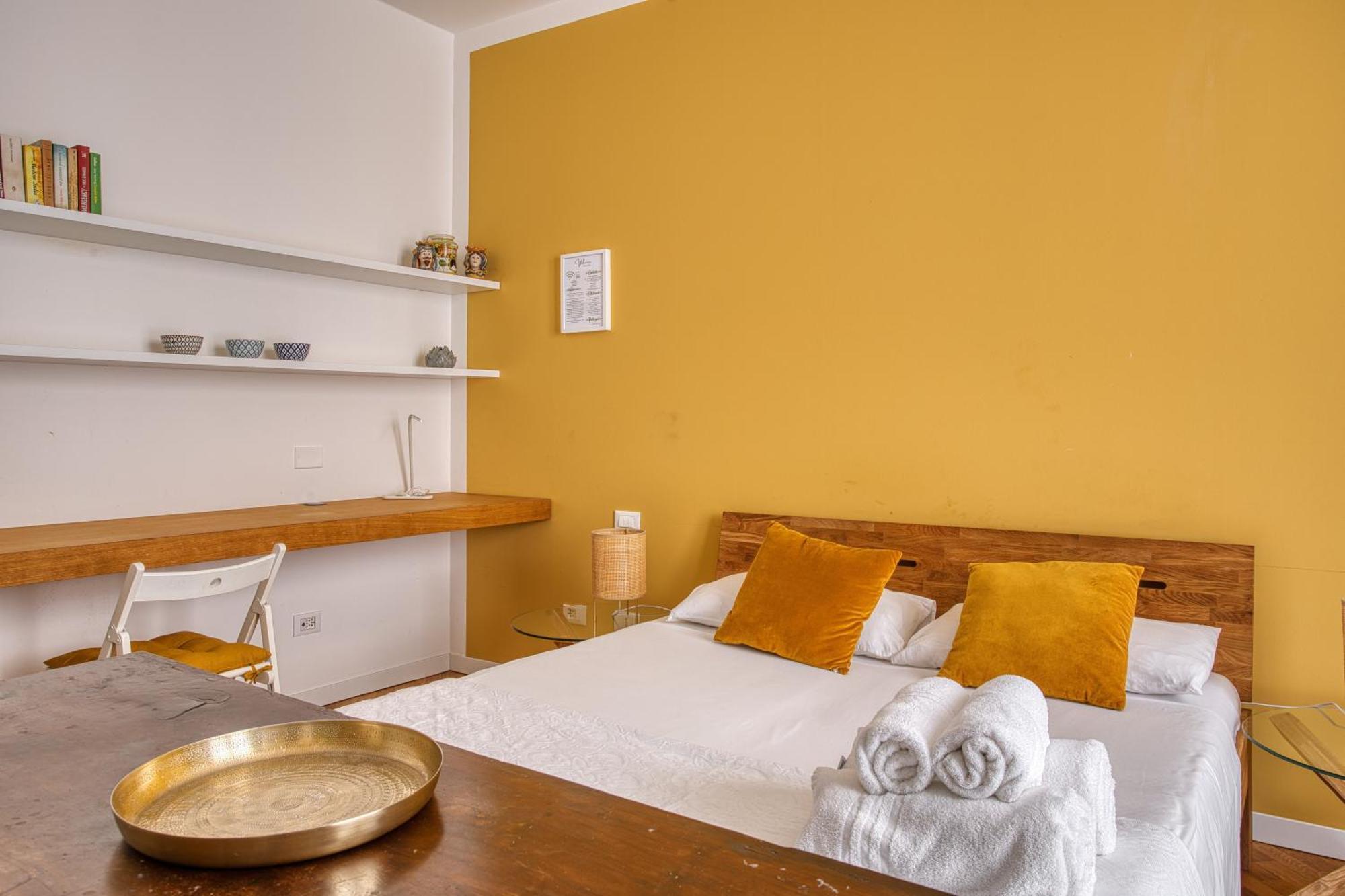 Charming Apartment In Tortona Navigli District Milaan Buitenkant foto
