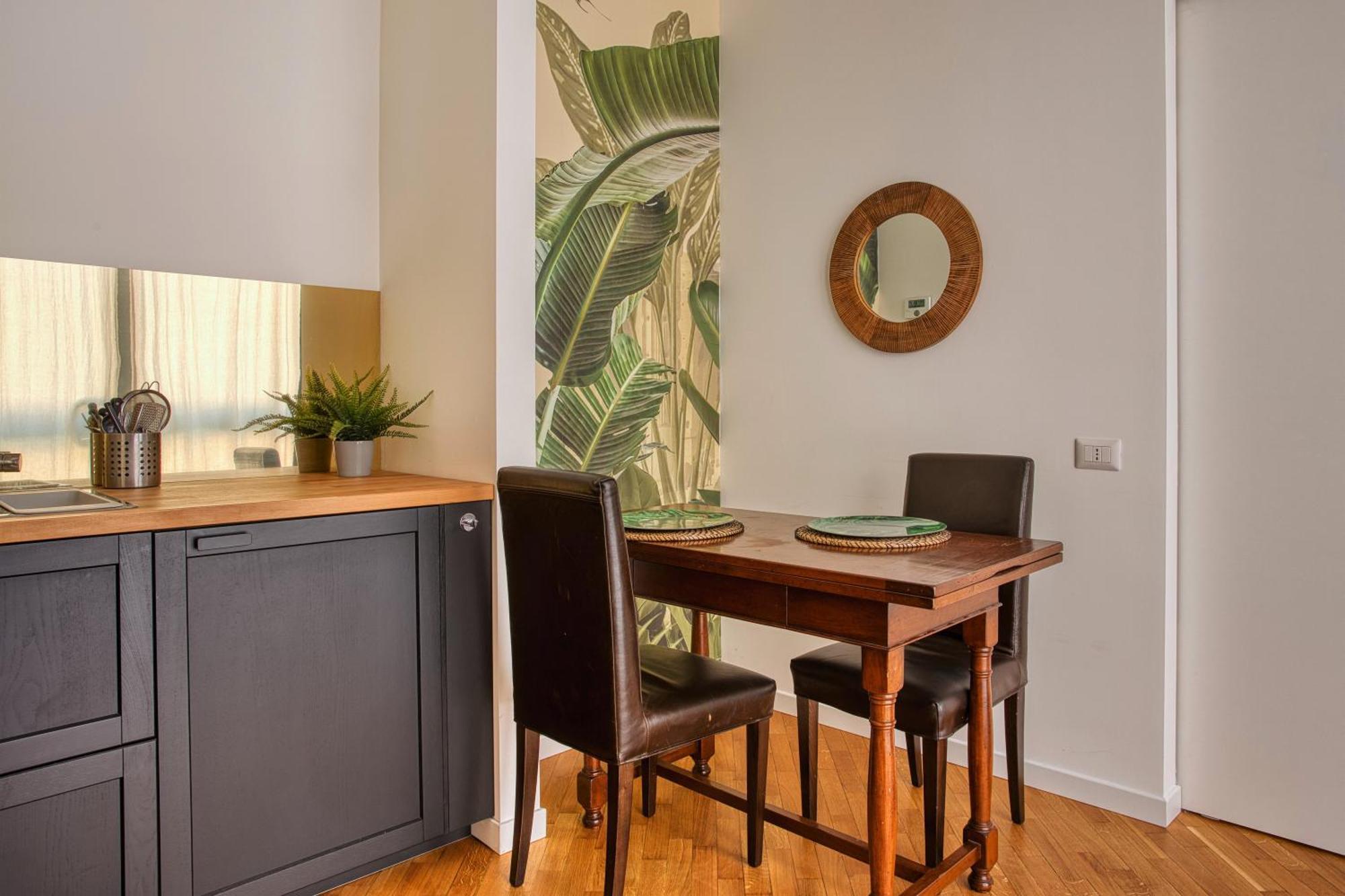 Charming Apartment In Tortona Navigli District Milaan Buitenkant foto